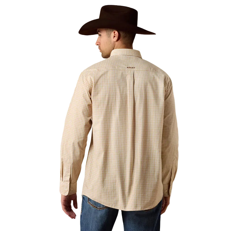 Ariat Men's Pebble Small Plaid Pro Series Darius Classic Fit Shirt 10080505