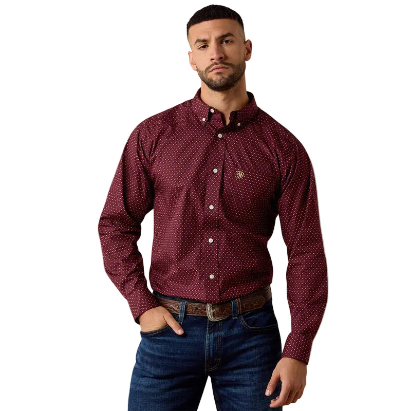 Ariat Men's Zinfandel Geo Print Wrinkle Free Reliance Classic Fit Shirt 10080617