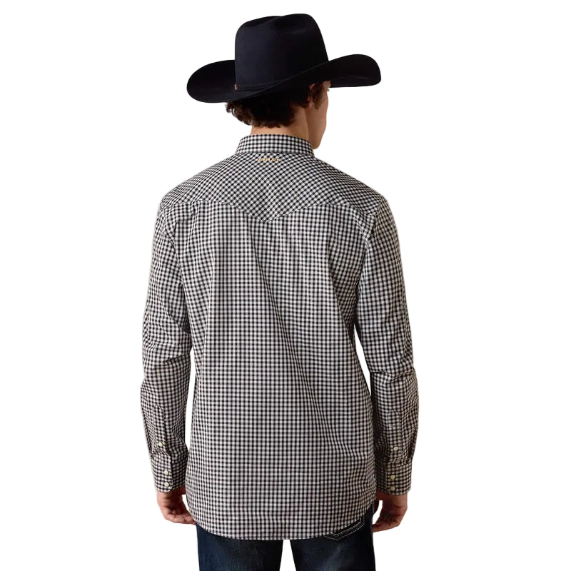 Ariat Men's Black Checkered Plaid Pro Series Willis Fitted Snap Shirt 10080669
