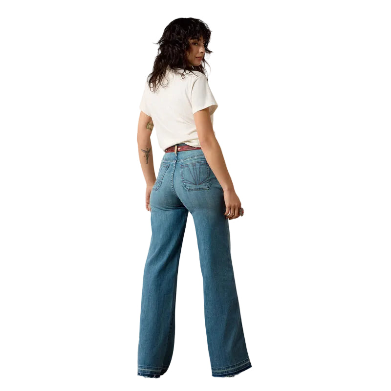 Ariat Women's Delaware Ultra High Rise Mavis Wide Leg Jeans 10080875