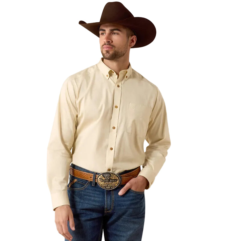 Ariat Men's Creme Brulee Standard Twill Classic Fit Shirt 10080937