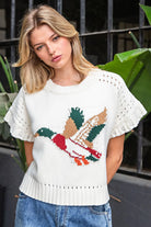 ee:some Women's Duck Graphic Short Sleeve Sweater 