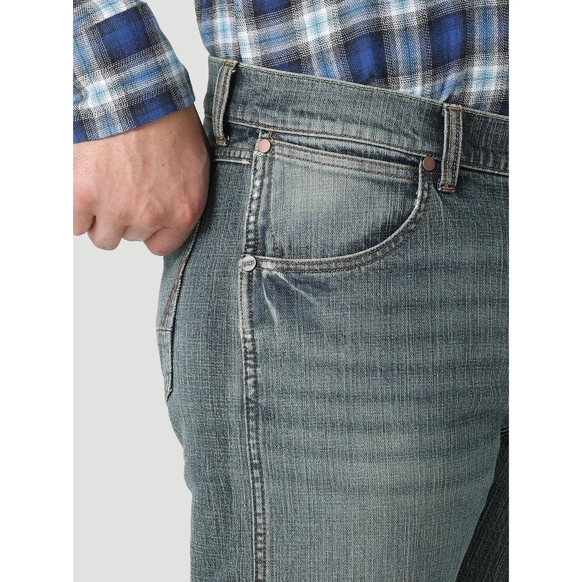 Men's Wrangler Dark Knight Retro Slim Straight Leg Jean 112318445 - Crazy House Western Wear
