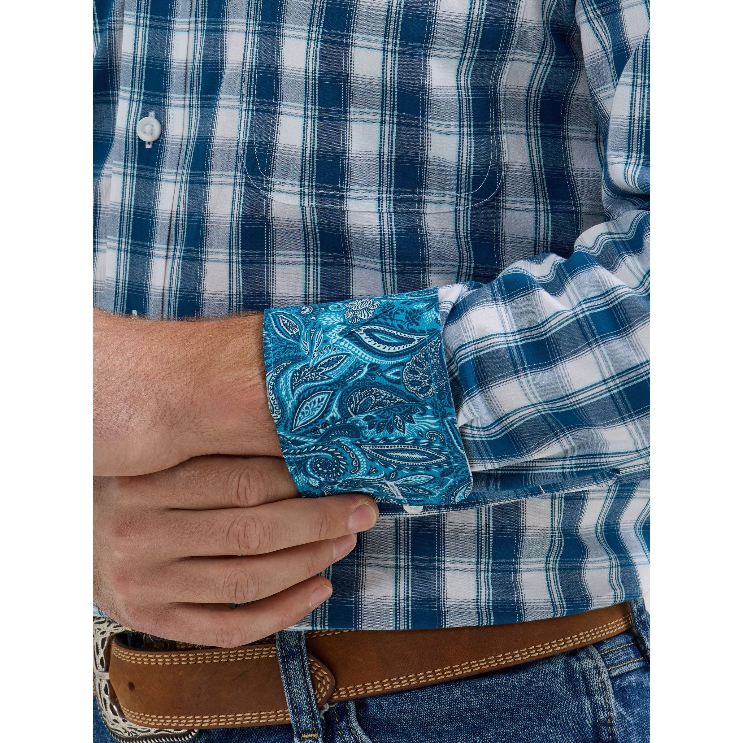 Men's Wrangler® George Strait™ Long Sleeve Button Down Two Pocket Shirt 2356637 - Crazy House Western Wear