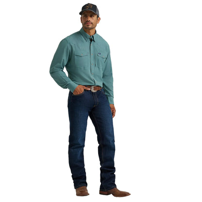 Men's Wrangler Performance Snap Long Sleeve Solid Shirt 112368052