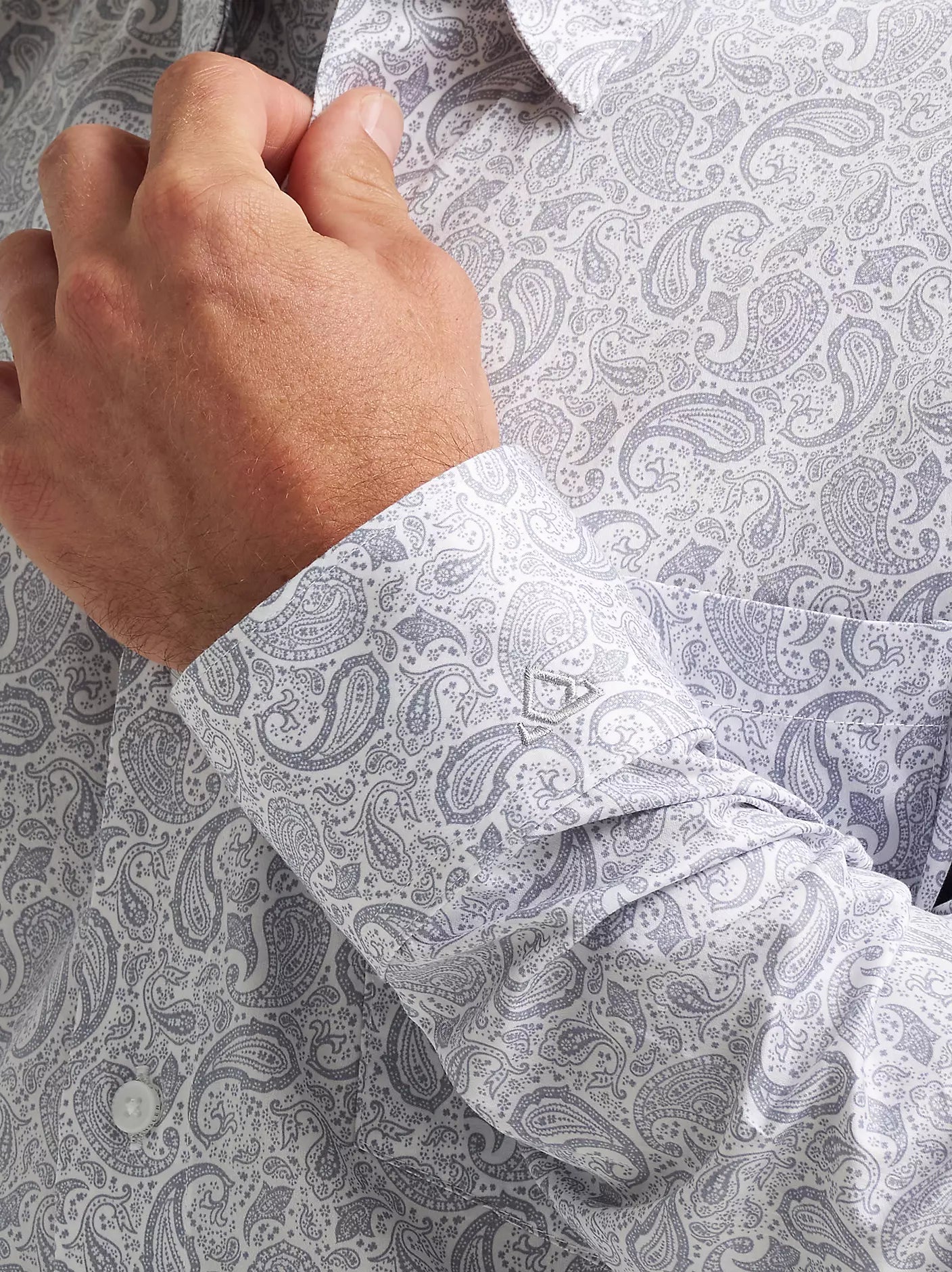 Men's Wrangler Cody Johnson One Pocket Button Down Shirt 112374476