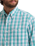Men's Wrangler George Strait Long Sleeve Button Down One Pocket Shirt 112374594