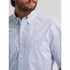 Men's Wrangler Wrangler® George Strait™ Short Sleeve Two Pocket Button Down Shirt 112379059