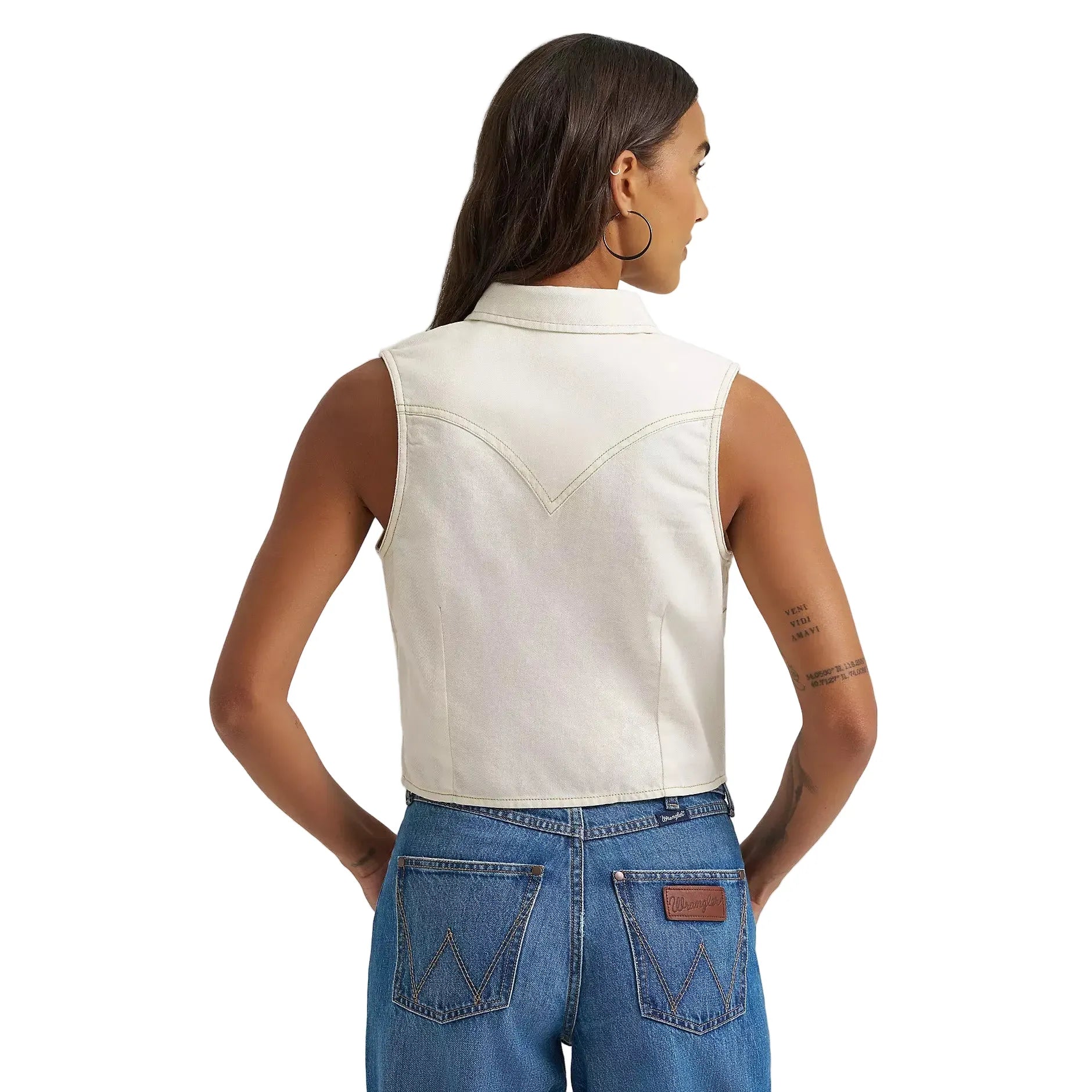 Women's Wrangler Off White Sleeveless Denim Snap Shirt 112379493