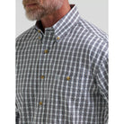 Men's Wrangler Inky Plaid George Strait Long Sleeve Button Down Shirt 112381961