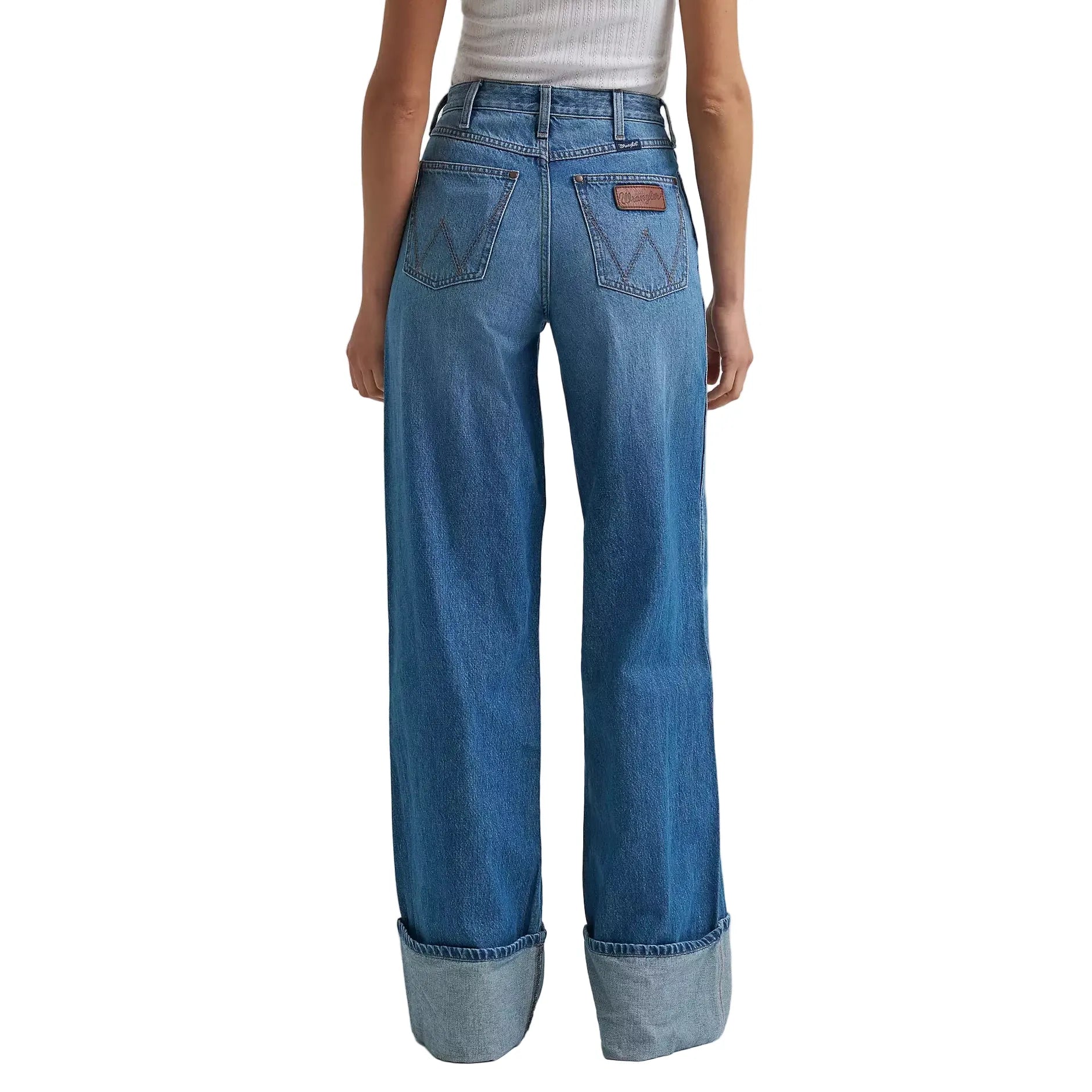 Women's Wrangler Retro® Bailey High Rise Wide Leg Cuffed Jean 112382266