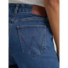 Women's Wrangler BESPOKE Wide Leg Crop Jean 112382335