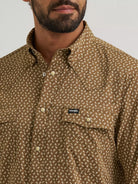 Wrangler Men's Kangaroo All Terrain Gear Technical Shirt 112384244