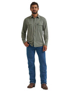 Wrangler Men's Dark Forest All Terrain Gear Technical Shirt 112384279