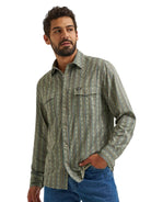 Wrangler Men's Dark Forest All Terrain Gear Technical Shirt 112384279