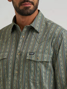 Wrangler Men's Dark Forest All Terrain Gear Technical Shirt 112384279