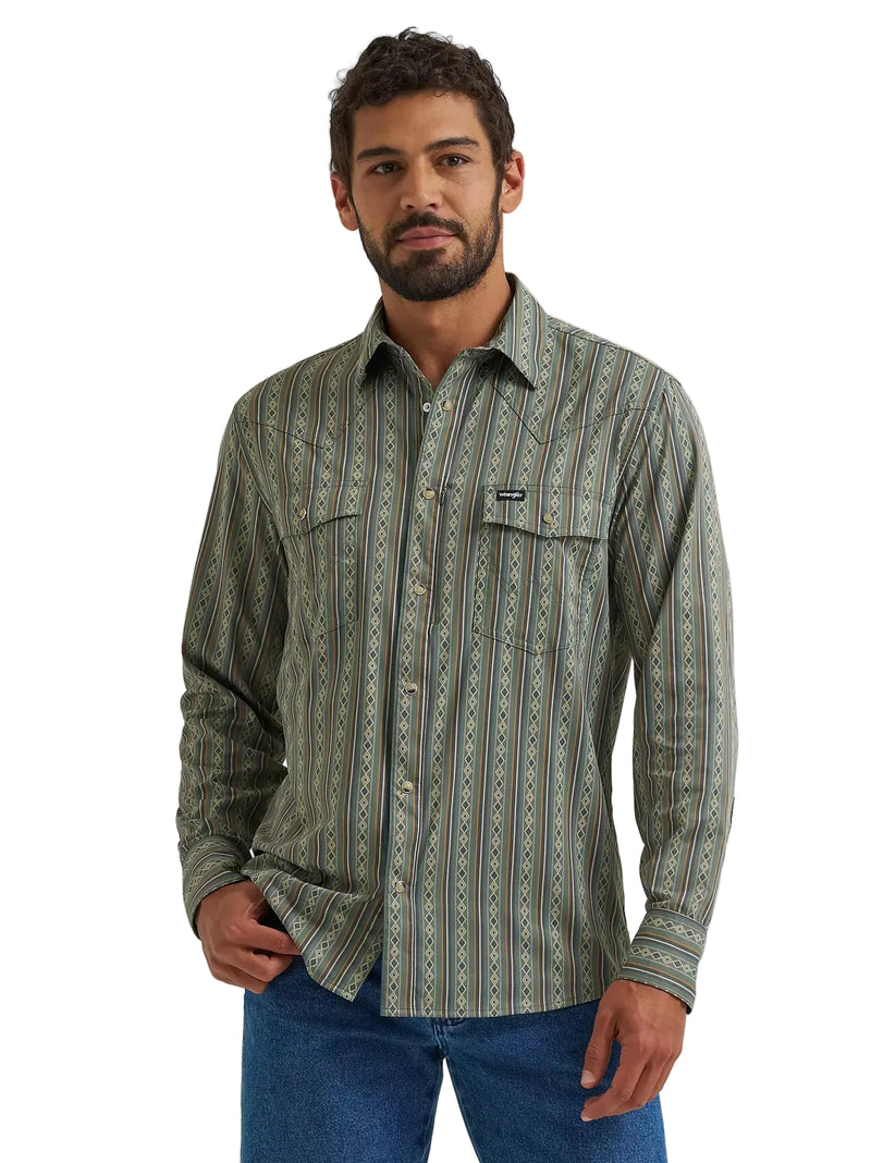 Wrangler Men's Dark Forest All Terrain Gear Technical Shirt 112384279