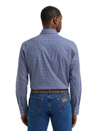 Wrangler Men's Night Navy Wrinkle Resist Long Sleeve Western Snap Shirt 112385338