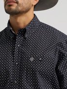 Wrangler Men's Inkt Tread George Strait Long Sleeve Button Down Two Pocket Shirt 112385356