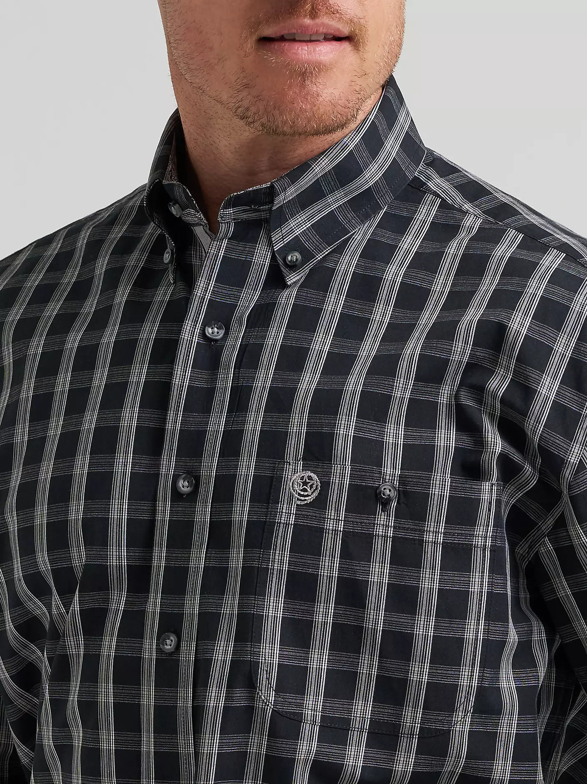 Wrangler Men's Campfire Black George Strait Long Sleeve Button Down One Pocket Shirt 112385359