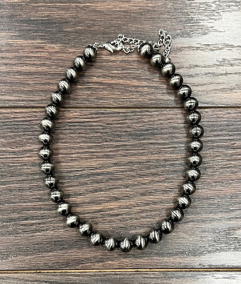 Isac Women's 16" 12mm Polish Western Bead Necklace 738036