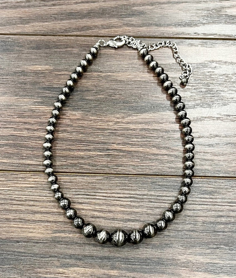 Women's Isac 16" Polish Western Bead Necklace 739283