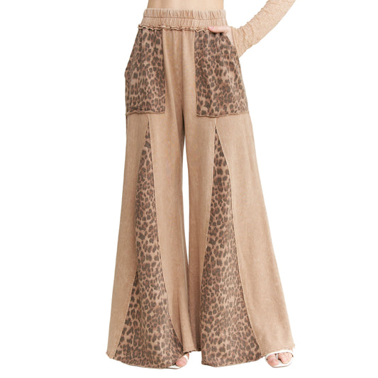 Women's Mineral Washed Leopard Animal Print Flare Pants HP5783P1