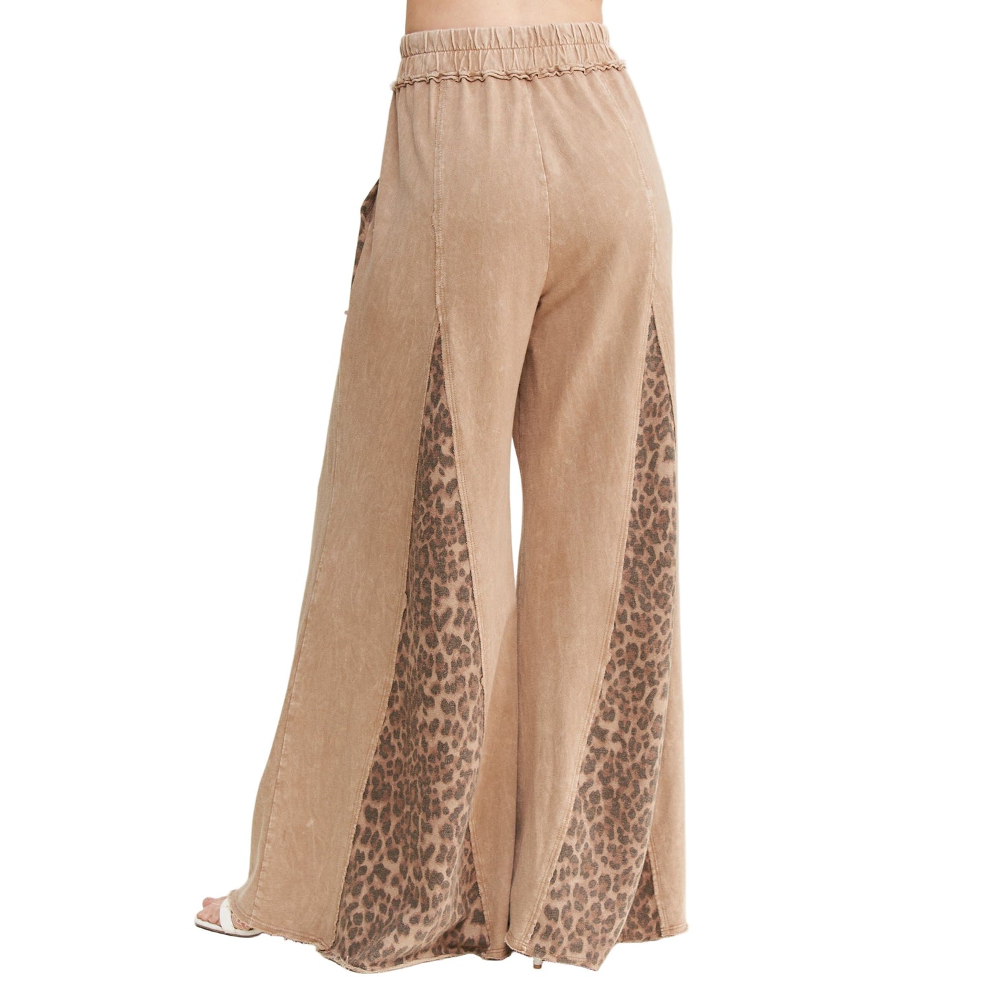 Women's Mineral Washed Leopard Animal Print Flare Pants HP5783P1