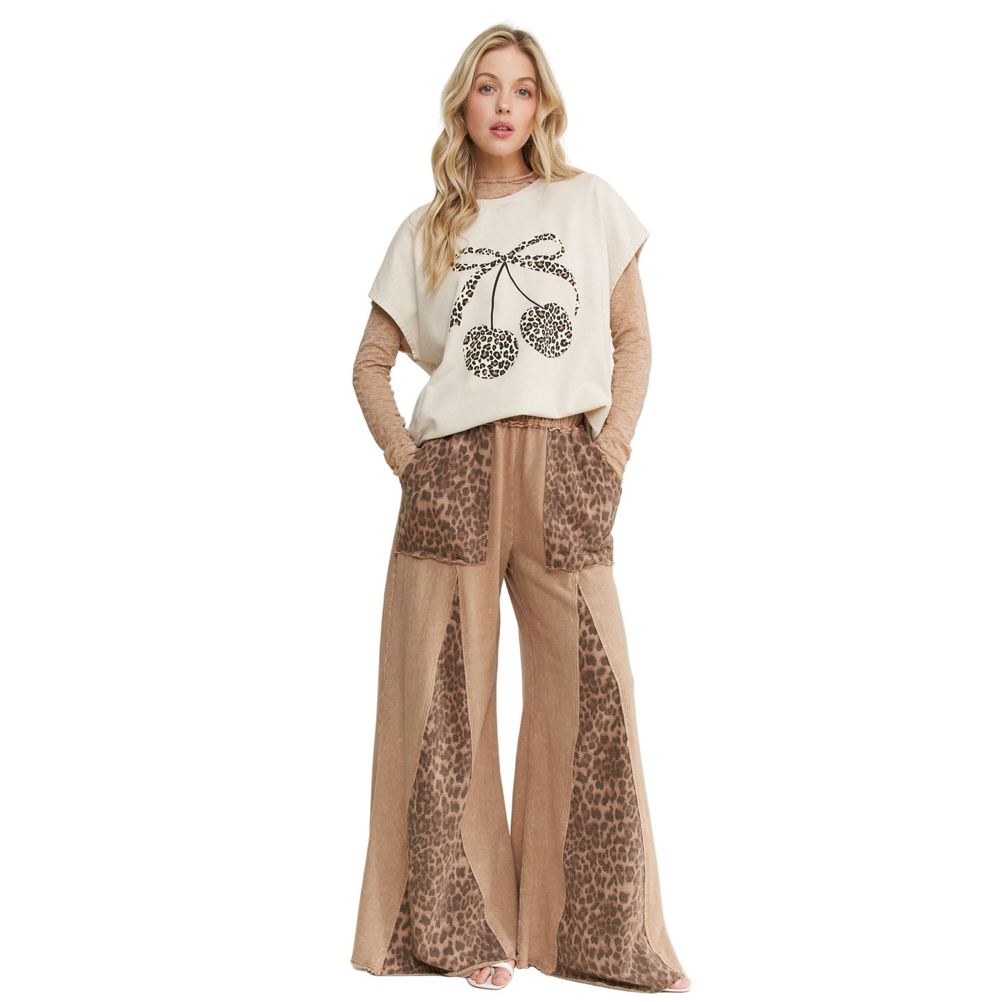 Women's Mineral Washed Leopard Animal Print Flare Pants HP5783P1