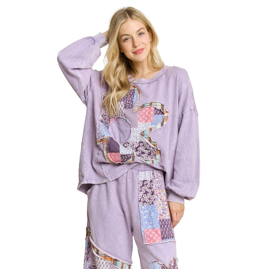 Women's Mineral Washed Patch Daisy Long sleeve Sweatshirt HT6706