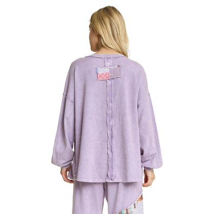 Women's Mineral Washed Patch Daisy Long sleeve Sweatshirt HT6706