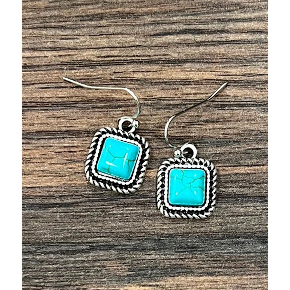 Women's Isac 8mm Square Stone Earrings 726466