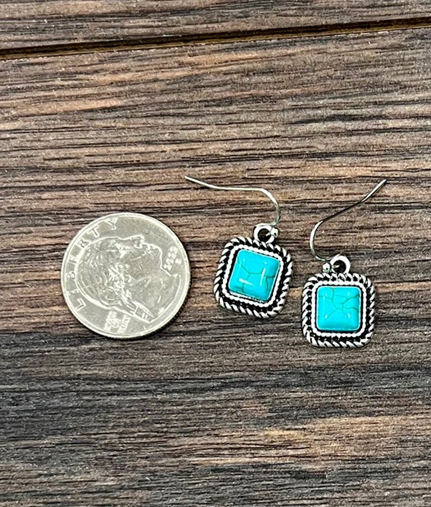 Women's Isac 8mm Square Stone Earrings 726466