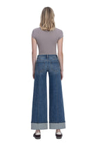 Mid Rise Pin Tuck Cuffed Baggy Wide Jeans