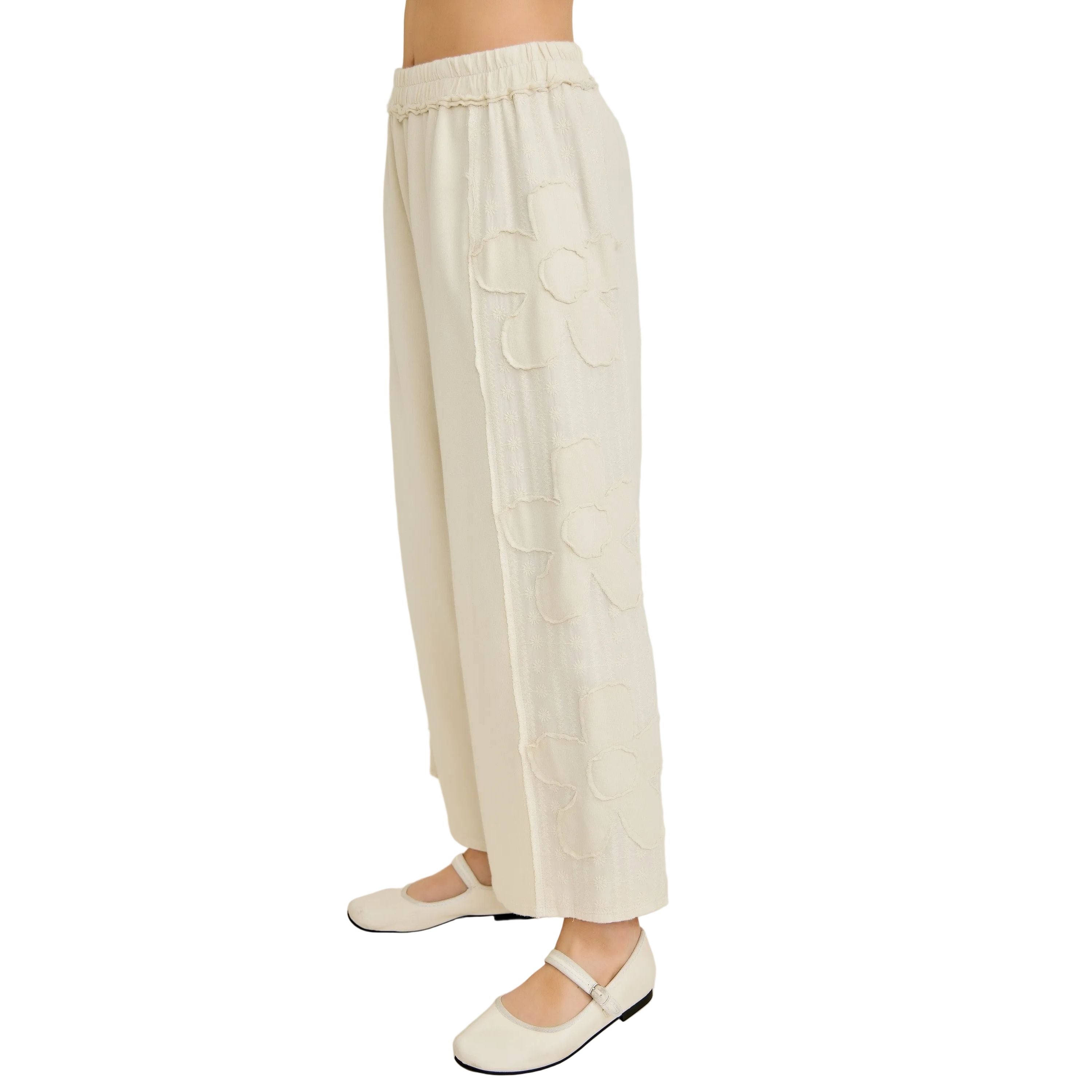 Women's Natural Mineral Washed Eyelet Flower Patch Wide Leg Pants HP6459P1