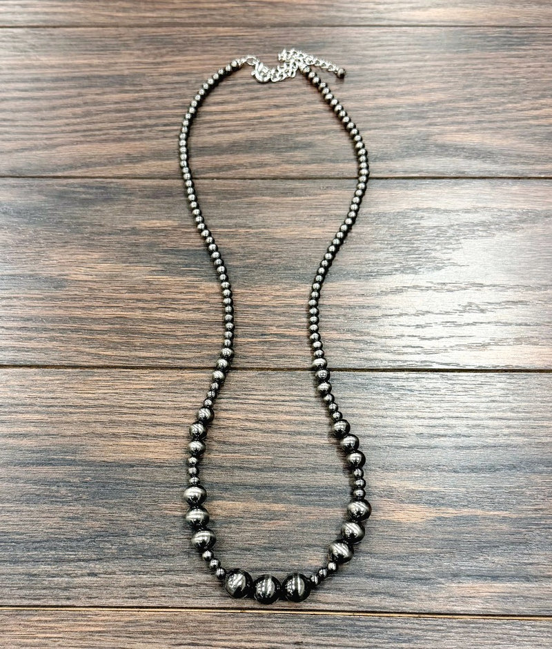 Women's Isac Polish Western Bead Necklace 739720