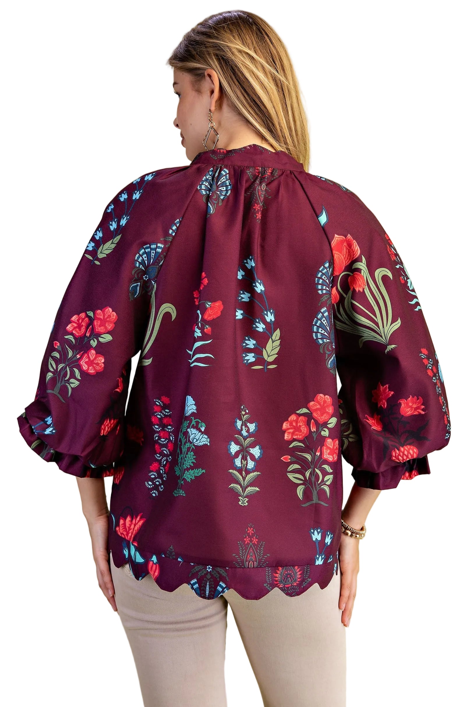 Gigio Women's Wine Mix Printed Scalloped Edged V-neck Blouse 