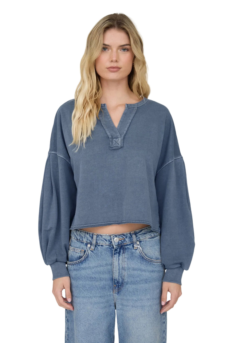 Blu Pepper Women's Ash Blue Notch Neck Boxy Long Sleeve Knit Crop Top 