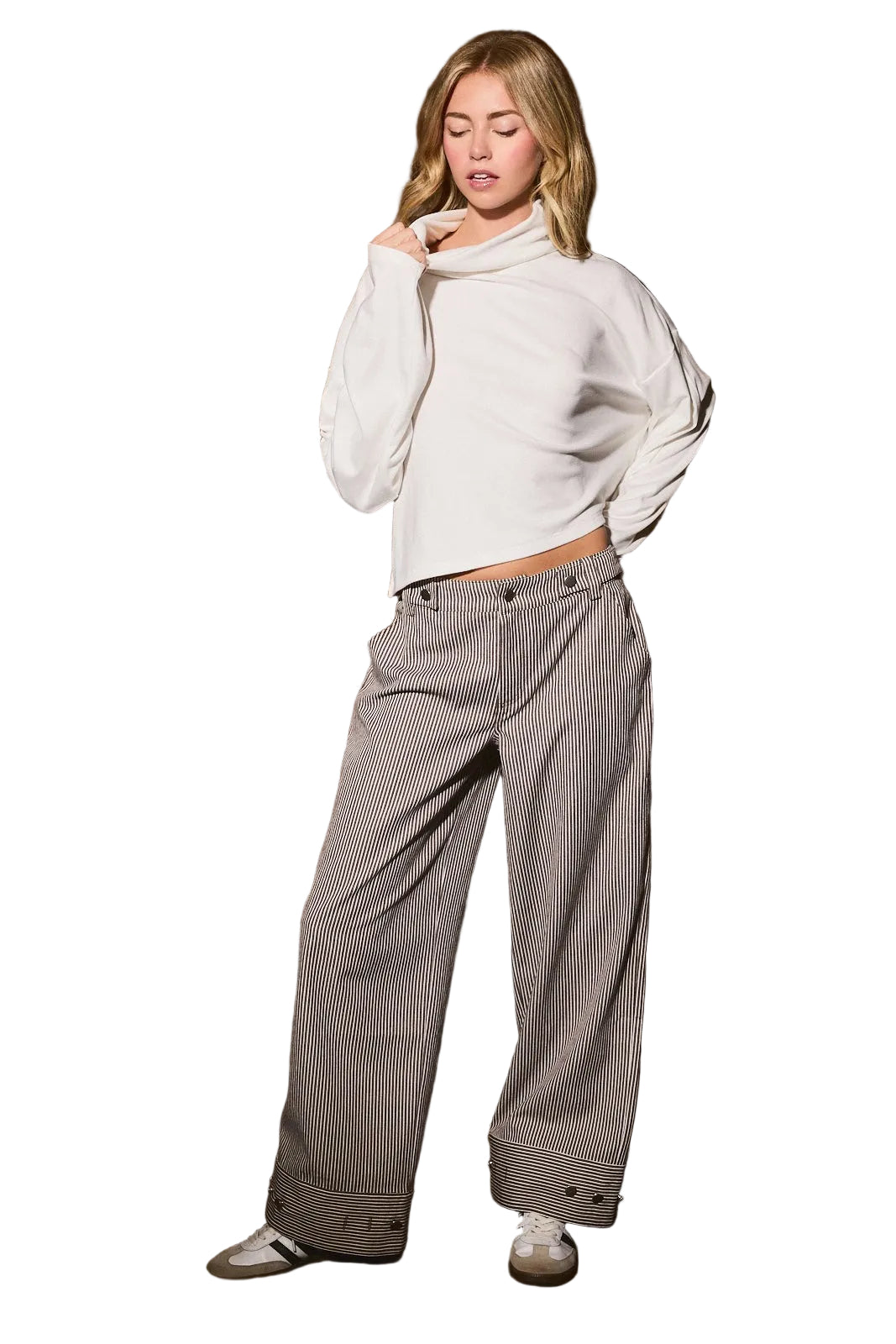 Le Lis Women's Mock Neck Boxy Pullover Knit Top 