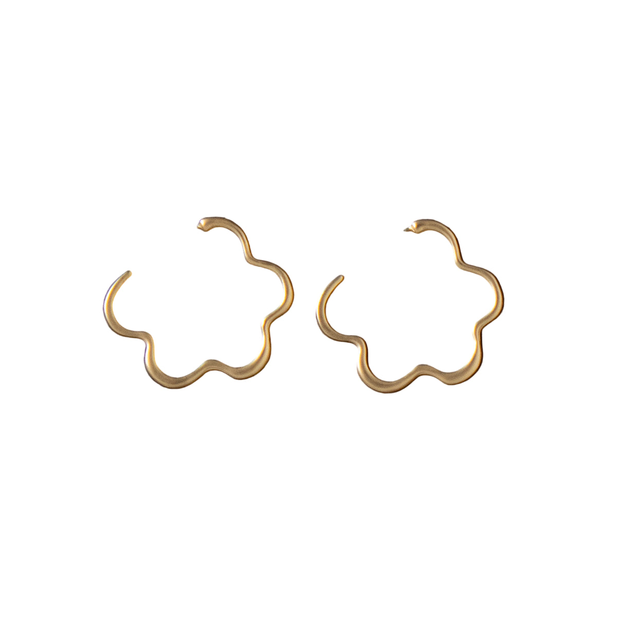 Women's Blazin Roxx Gold Cloud Shaped Earrings 3058935