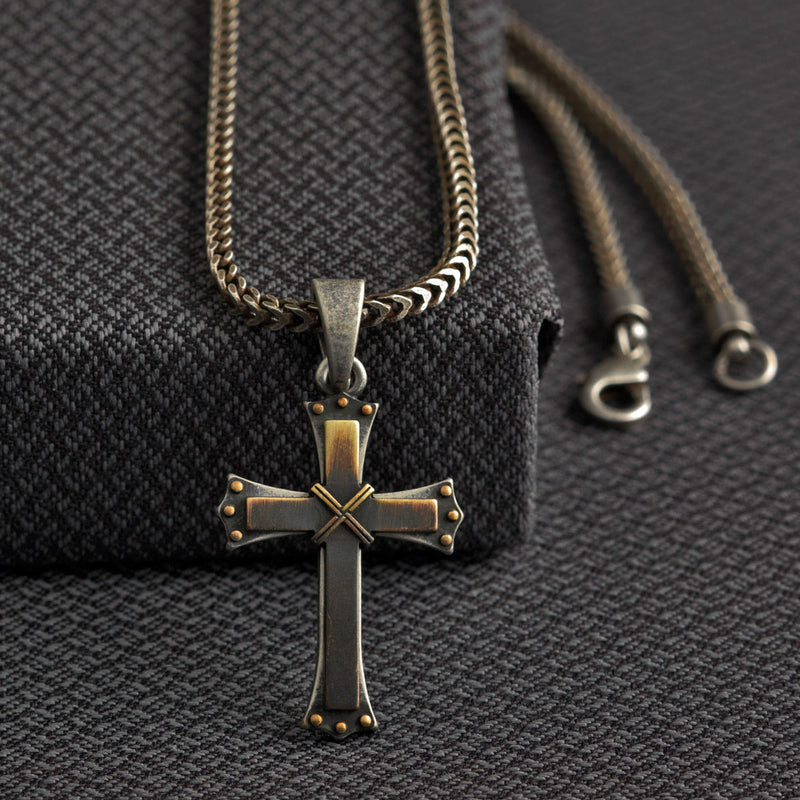 Men's Twister Antique Silver Chain with Dotted Cross Pendant