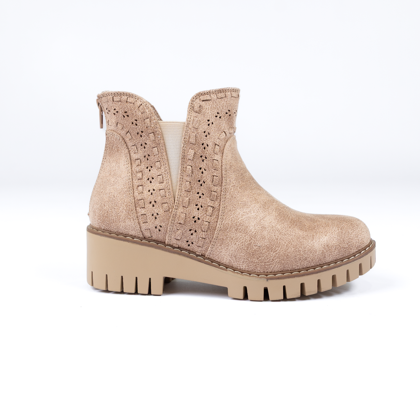 Women's Very G Aryana Beige Bootie