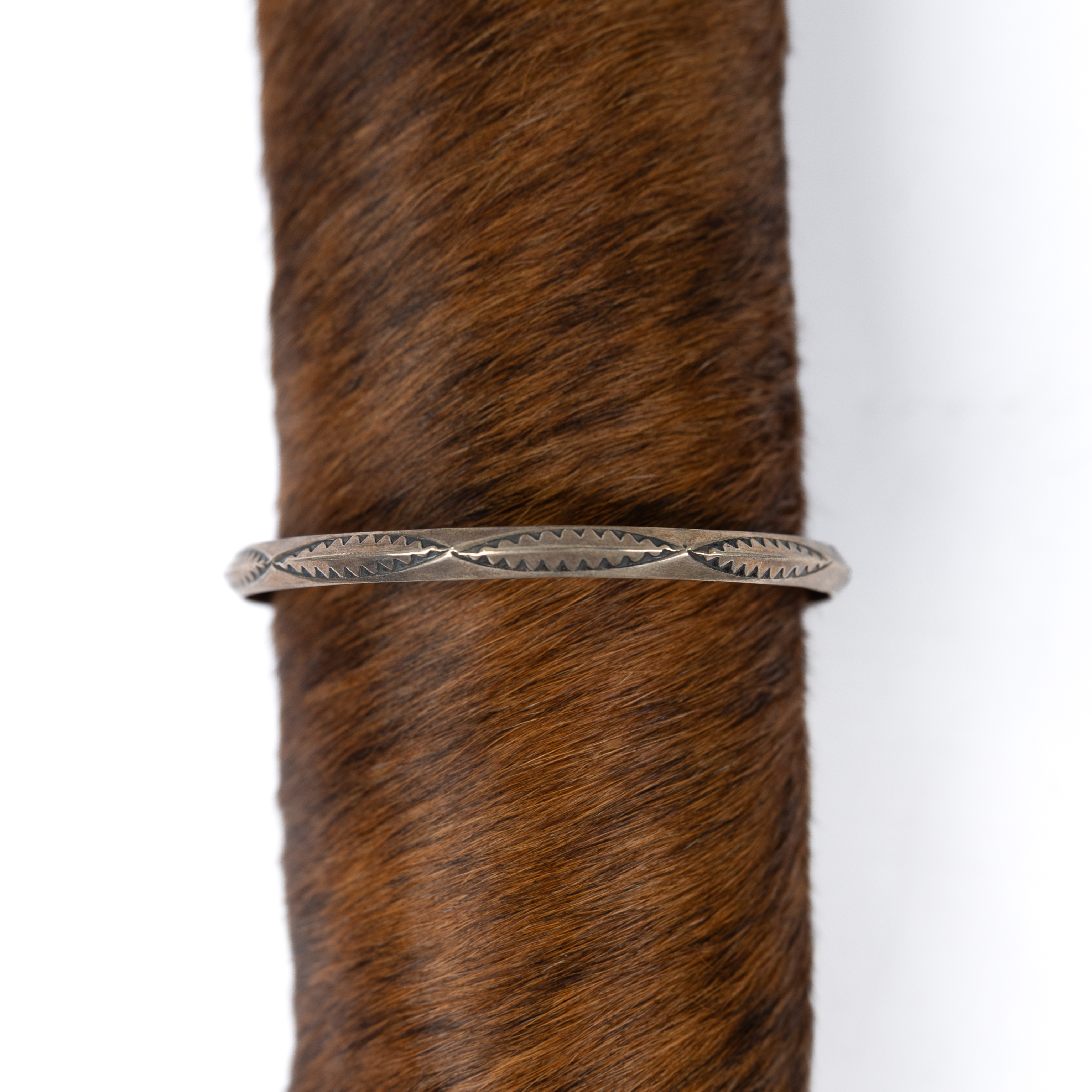 Women's Alzuni Medium Stamped Bracelet 
