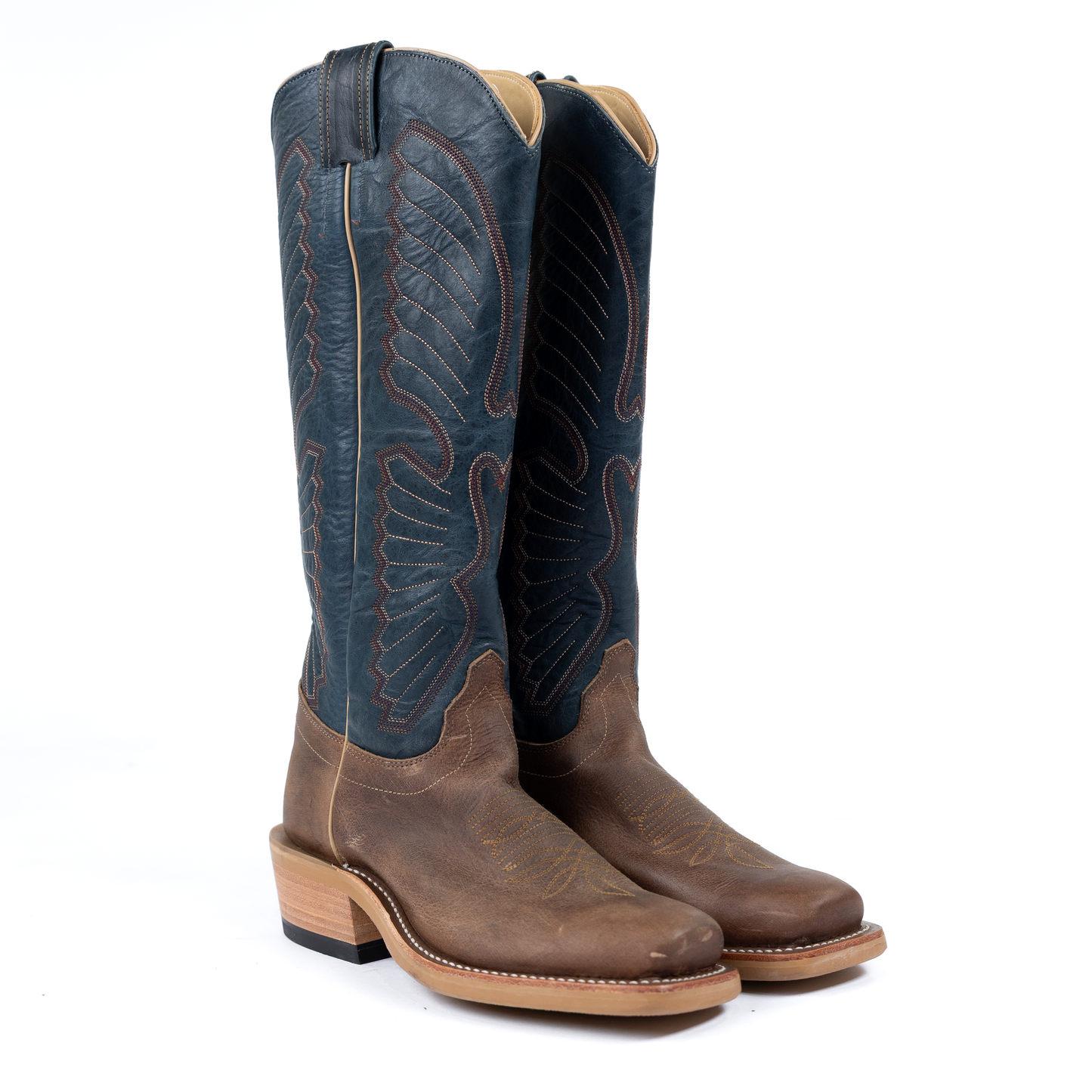 Olathe Sand Angry Elk with 16" Indigo Navajo Bison Tops TT16