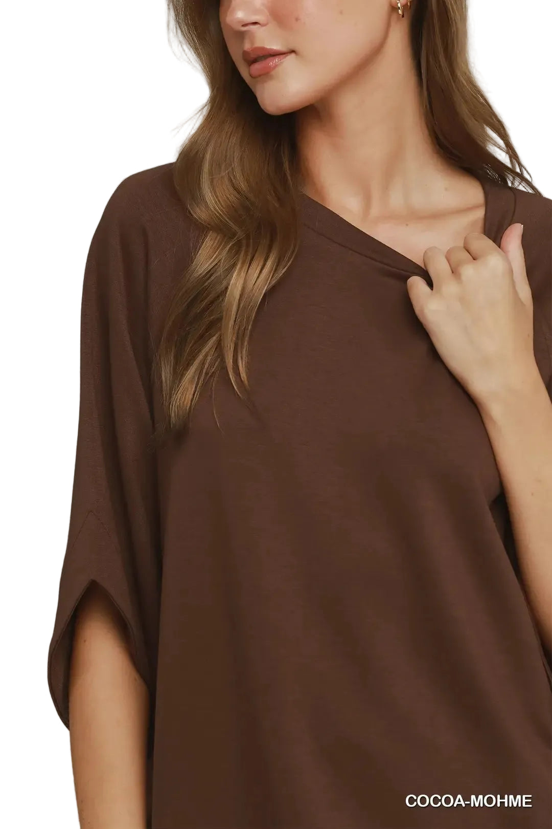 Umgee Women's Round Hem Raglan Sleeve Top