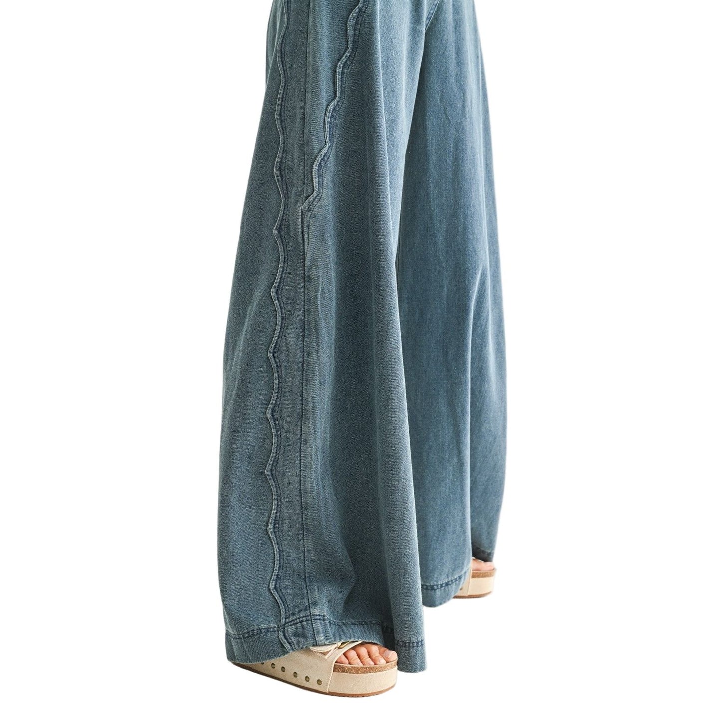 Women's Wide-leg Stretchy Denim Trousers CEPZ26336