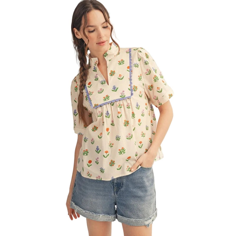 Women's Natural Scallop Trim Detail Floral Top G15386