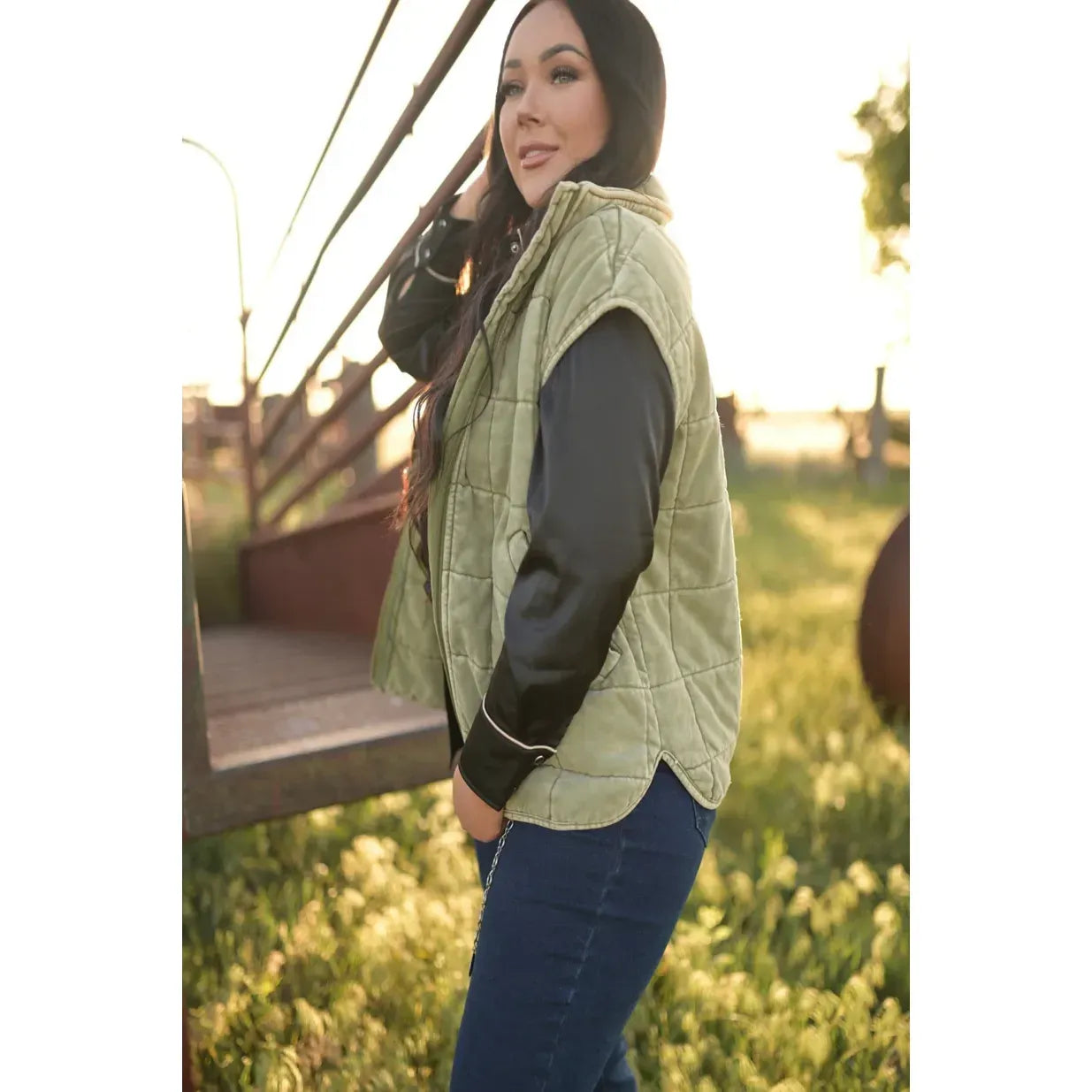 howdy⭐︎handmade hood vest Women's Howdy Hanny Quilted Vest HH1169-VEST – Crazy House Western