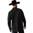 Men's Ariat Long Sleeve Black Medallion Print Fritz Classic Fit Snap Shirt 10073621