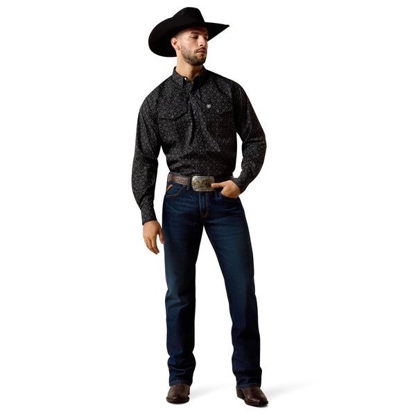 Men's Ariat Long Sleeve Black Medallion Print Fritz Classic Fit Snap Shirt 10073621